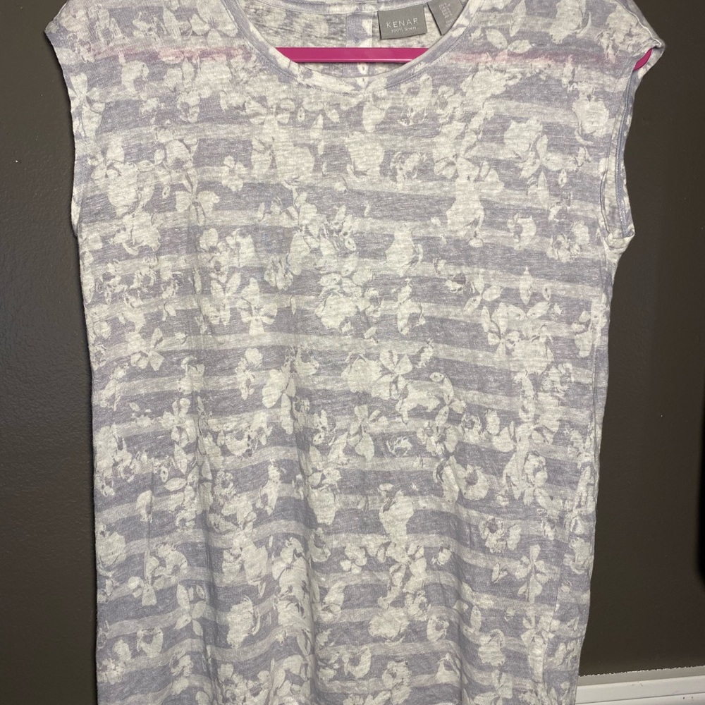 Kenar 100% Linen Top w/ Button Back Detail